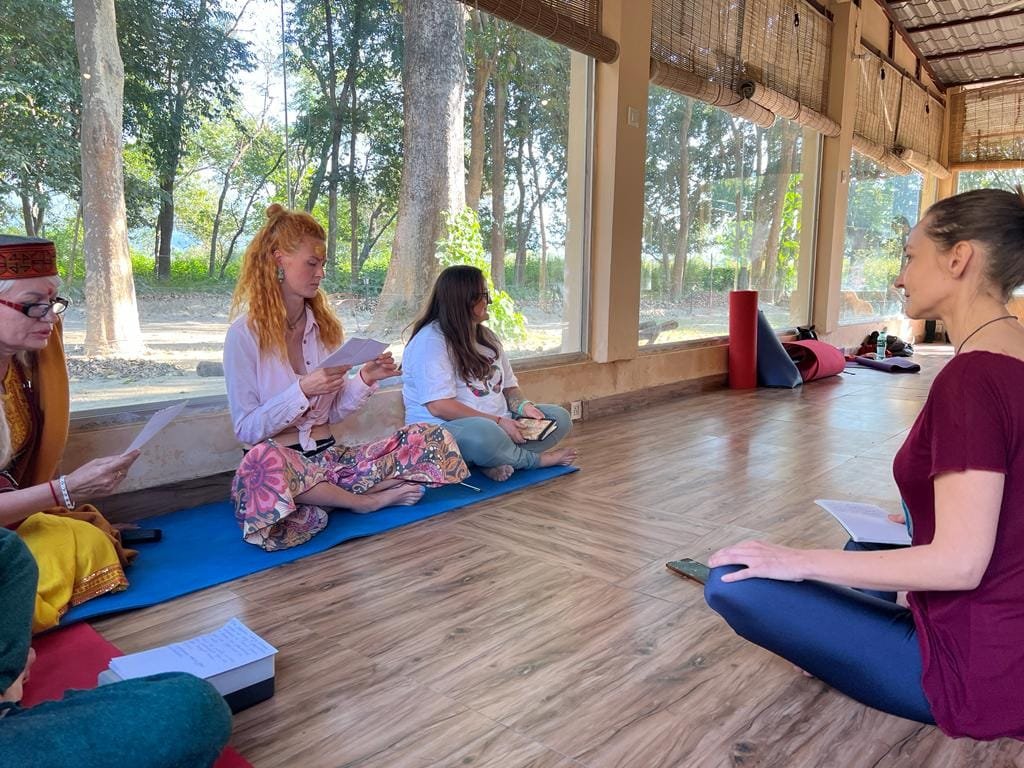 yoga school in rishikesh