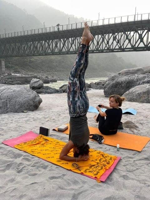 best yoga school in rishikesh