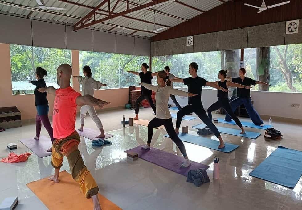 Best yoga school in rishikesh