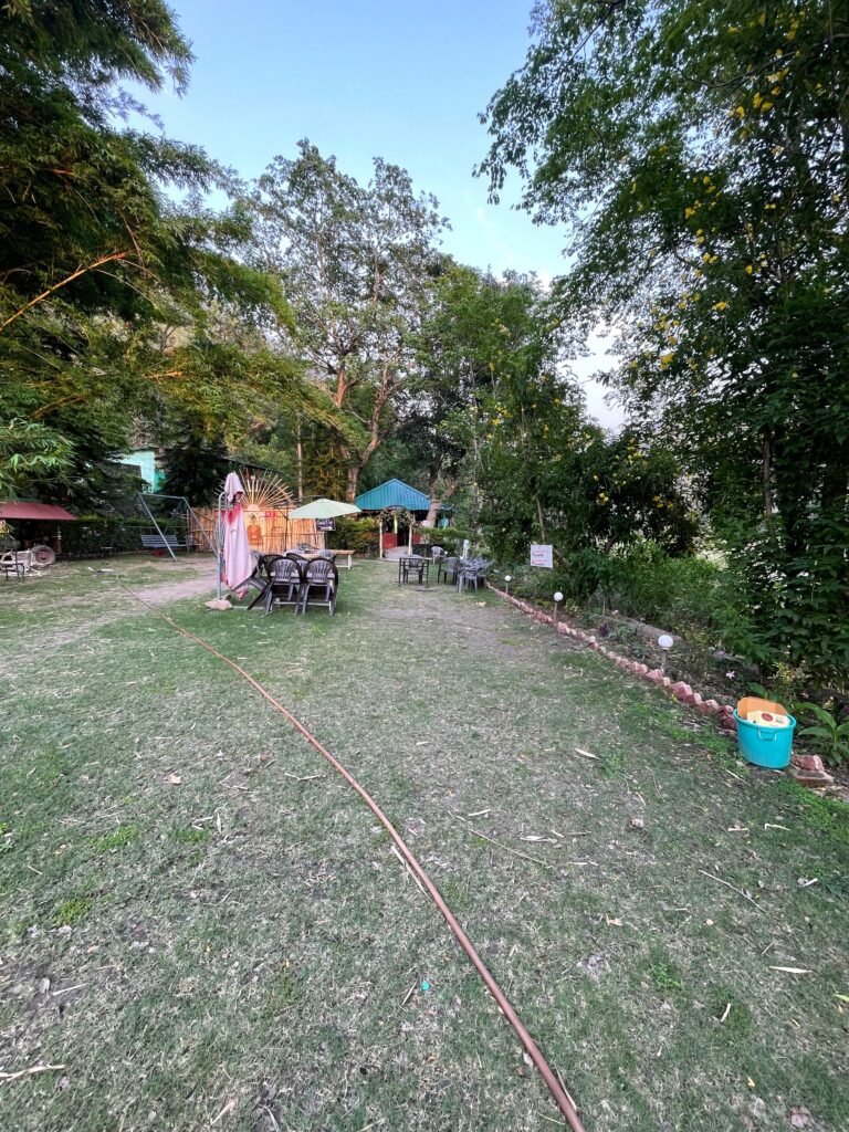 Yoga School In Rishikesh